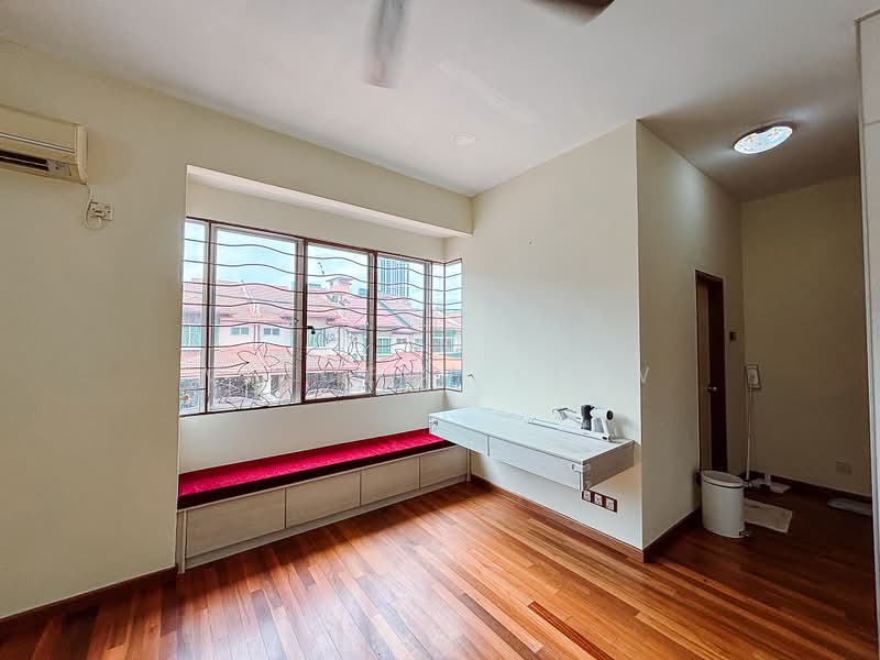 Rumah Teres 2 Tingkat untuk Dijual di Seksyen 11 (Kota Damansara) - Vincent Liaw - Study - PropertyGuru.com.my