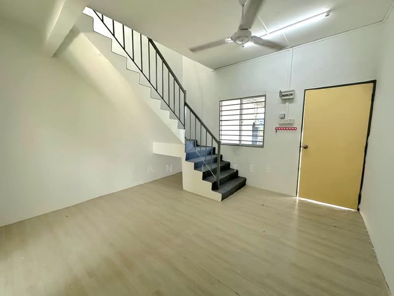 Rumah Teres 2-Tingkat untuk Disewa di Kluang (Johor) - Shanel Tee - Interior - PropertyGuru.com.my