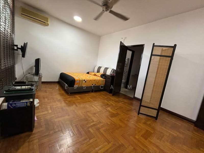 Semi-Detached House for Rent in Johor Bahru (Johor) - Jessica Ma - Bedroom - PropertyGuru.com.my