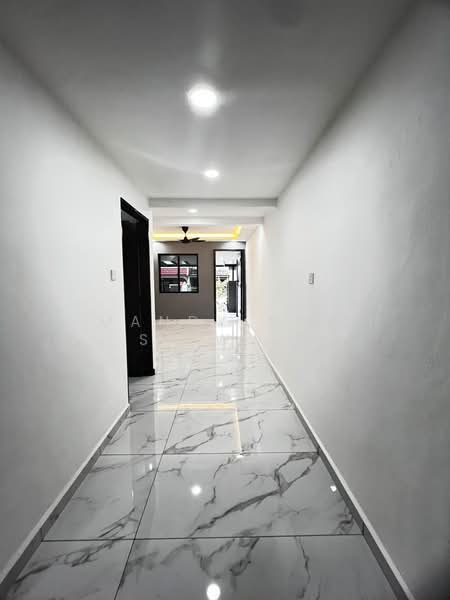 2-storey Terraced House for Sale in Taman Skudai Baru (Skudai) - Mandy Goh Siew Li - Corridor - PropertyGuru.com.my