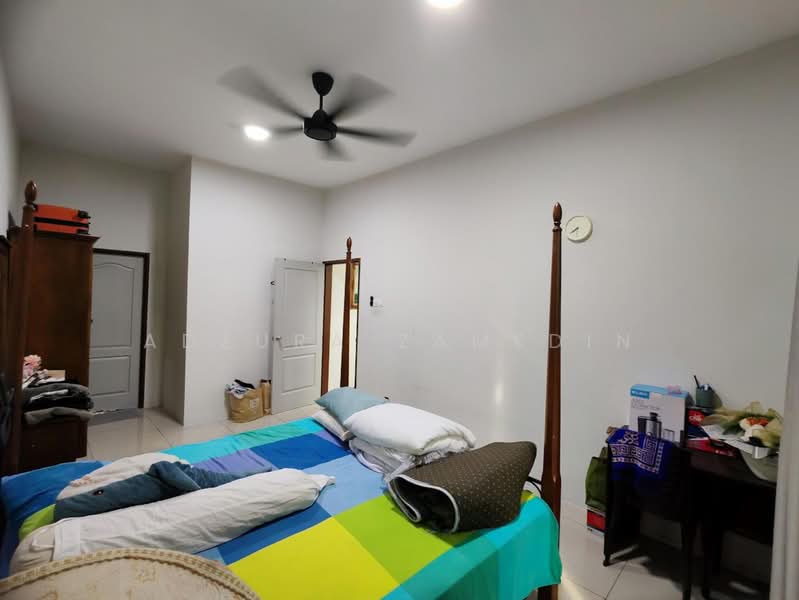 Rumah Berkembar untuk Dijual di Perdana College Heights (Mantin) - Adzura Zamedin - Bedroom - PropertyGuru.com.my