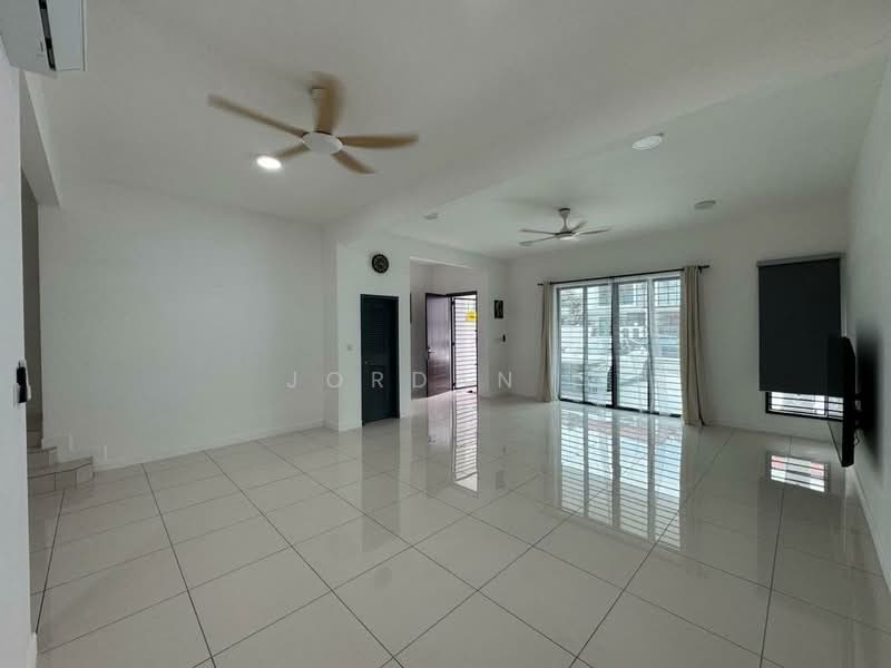 Rumah Teres untuk Disewa di Bandar Dato Onn (Tebrau) - Jordan . - PropertyGuru.com.my