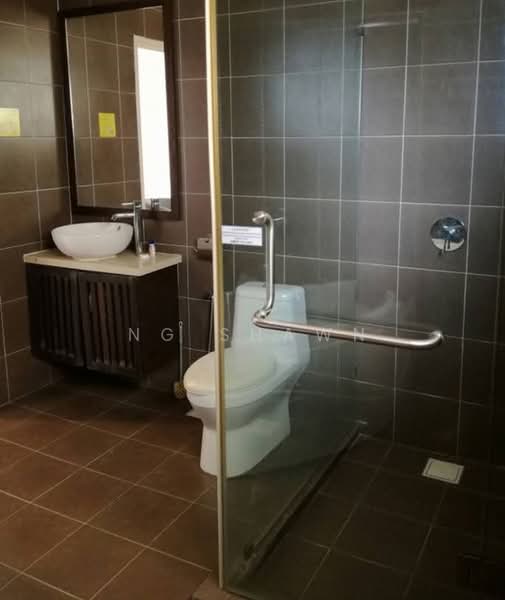 Service Residence for Rent at Gold Coast Morib Resort - Ng Shawn - Bathroom - PropertyGuru.com.my