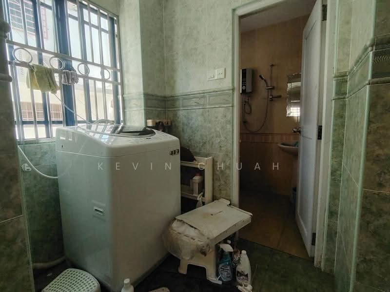 2-storey Terraced House for Sale in Pandan Indah (Ampang) - Kevin Chuah - Bathroom - PropertyGuru.com.my