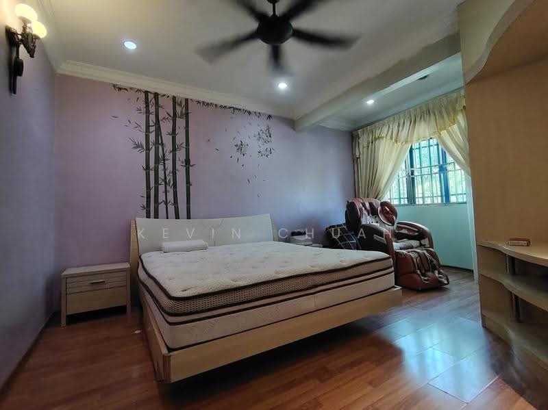 2-storey Terraced House for Sale in Pandan Indah (Ampang) - Kevin Chuah - Bedroom - PropertyGuru.com.my