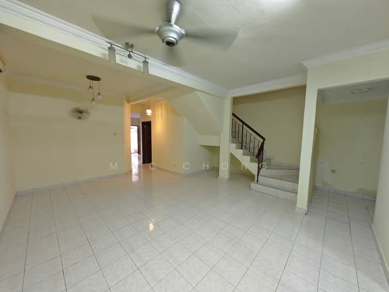 2-storey Terraced House for Rent in Taman Kajang Utama (Kajang) - Mac Chong - Living Room - PropertyGuru.com.my