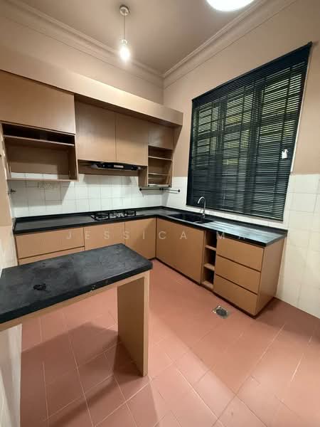 2-storey Terraced House for Rent in Taman Damansara Aliff (Tampoi) - Jessica Ma - Kitchen - PropertyGuru.com.my