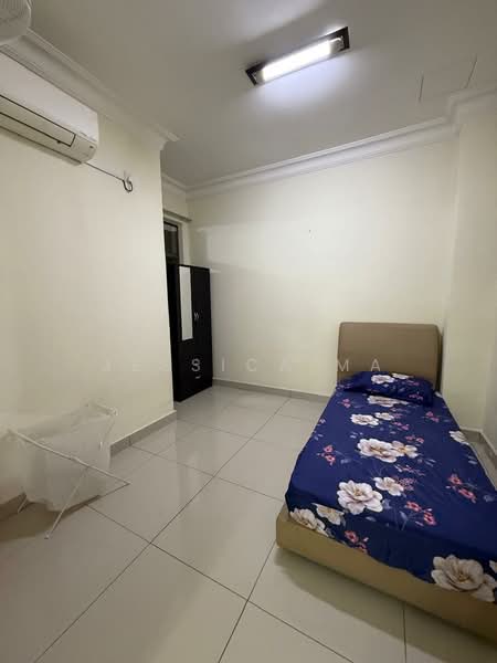 2-storey Terraced House for Rent in Taman Damansara Aliff (Tampoi) - Jessica Ma - Bedroom - PropertyGuru.com.my