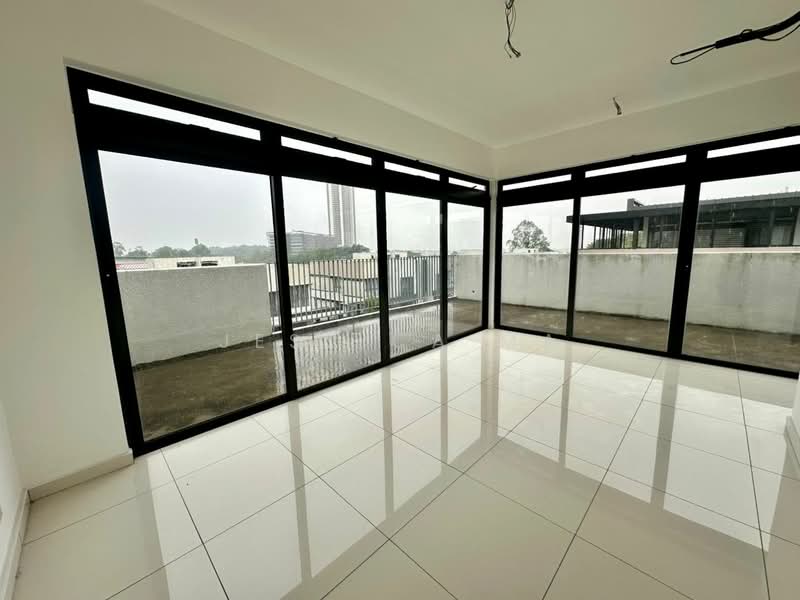 Semi-Detached House for Rent in Iskandar Puteri (Nusajaya) (Johor) - Jessica Ma - Balcony - PropertyGuru.com.my