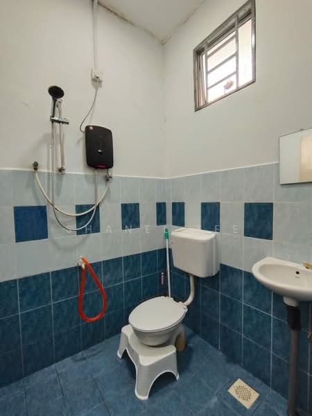 1-storey Terraced House for Sale in Bandar Seri Impian (Kluang) - Shanel Tee - Bathroom - PropertyGuru.com.my