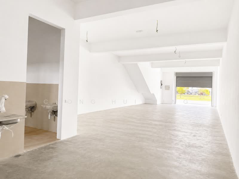 Shop for Rent in Bandar Rimbayu (Telok Panglima Garang) - Chong Hui Ying - Interior - PropertyGuru.com.my