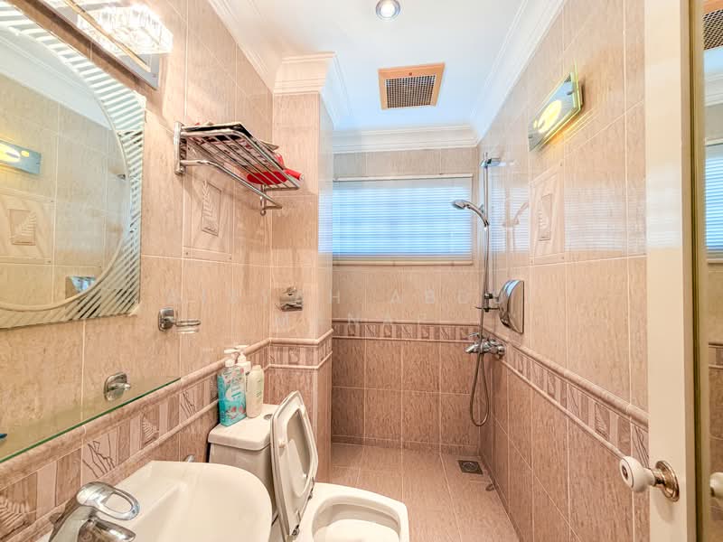 Rumah Banglo untuk Dijual di Tiara Kemensah (Ulu Kelang) - Aisyah Abdul Manap - Bathroom - PropertyGuru.com.my