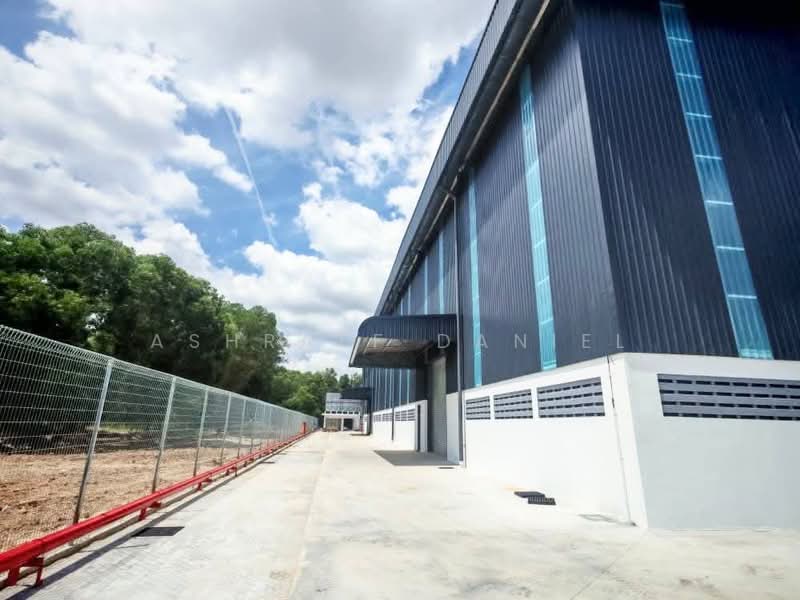 Semi-D Factory for Rent in Bandar Puncak Alam (Puncak Alam) - Ashraff Daniel - Exterior - PropertyGuru.com.my