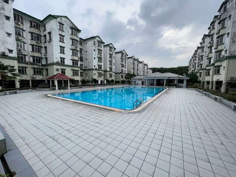 Pangsapuri untuk Dijual di Subang Perdana Goodyear Court 10 - Pauline Chong - Exterior - PropertyGuru.com.my