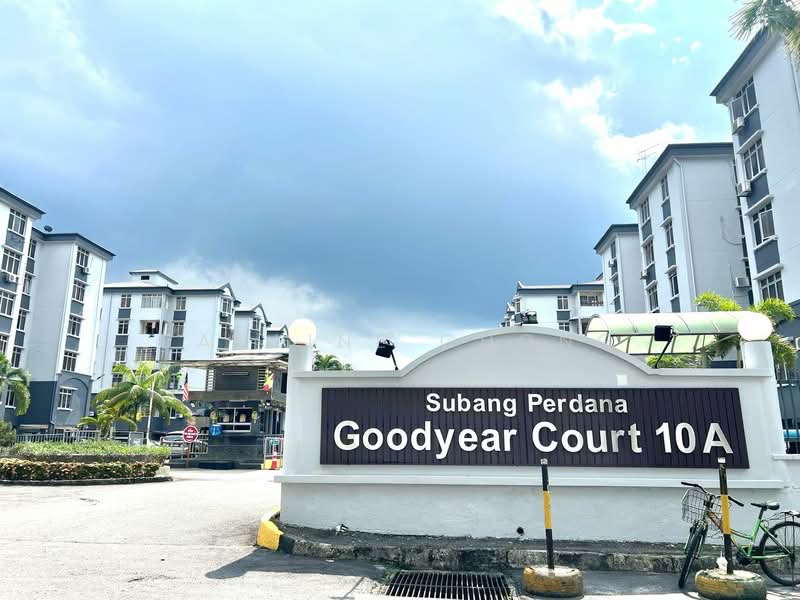 Pangsapuri untuk Dijual di Subang Perdana Goodyear Court 10 - Pauline Chong - Exterior - PropertyGuru.com.my