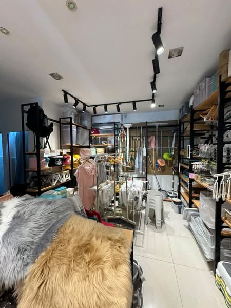 Shop for Rent in Butterworth (Penang) - Jessen Tan - Interior - PropertyGuru.com.my