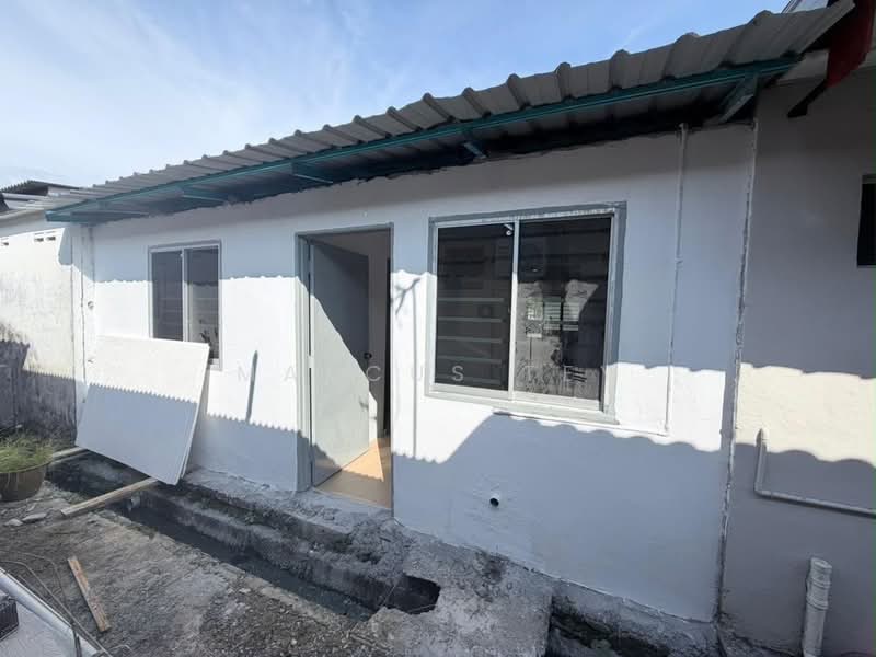 Rumah Teres 1-Tingkat untuk Dijual di Taman Kesang Baru (Kesang) - Marcus Tey - Exterior - PropertyGuru.com.my