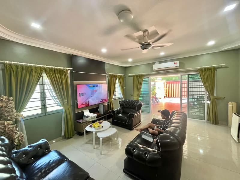 Rumah Berkembar untuk Dijual di Taman Indah Gemilang 1 (Batu Caves) - Masnizah Arifin - Living Room - PropertyGuru.com.my