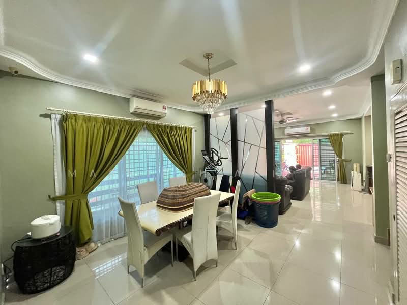 Rumah Berkembar untuk Dijual di Taman Indah Gemilang 1 (Batu Caves) - Masnizah Arifin - Dining Room - PropertyGuru.com.my