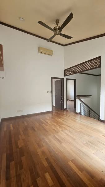 Rumah Teres 2 Tingkat untuk Disewa di Bukit Jelutong (Shah Alam) - Zann Fauzan - Living Room - PropertyGuru.com.my
