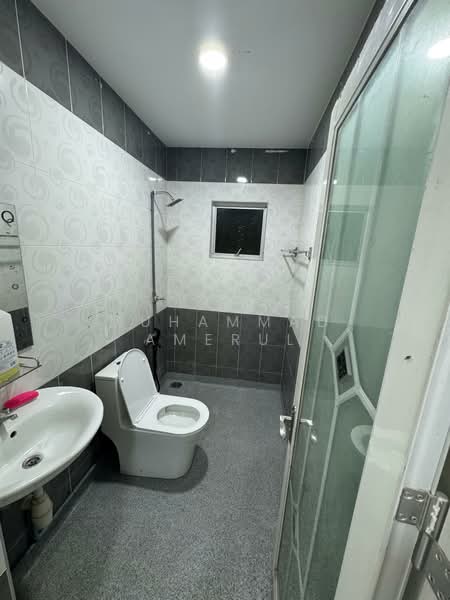 Rumah Teres untuk Disewa di Seksyen 2 Bandar Baru Bangi (Bandar Baru Bangi) - Muhammad Amerul - Bathroom - PropertyGuru.com.my