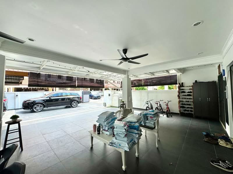 2.5-storey Terraced House for Sale in Bandar Nusaputra (Puchong) - Amzar Faiz - PropertyGuru.com.my