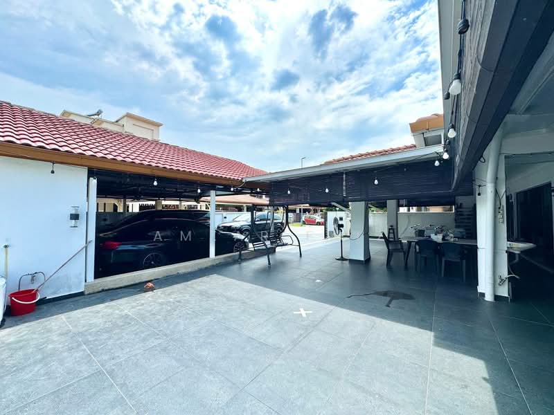 2.5-storey Terraced House for Sale in Bandar Nusaputra (Puchong) - Amzar Faiz - PropertyGuru.com.my