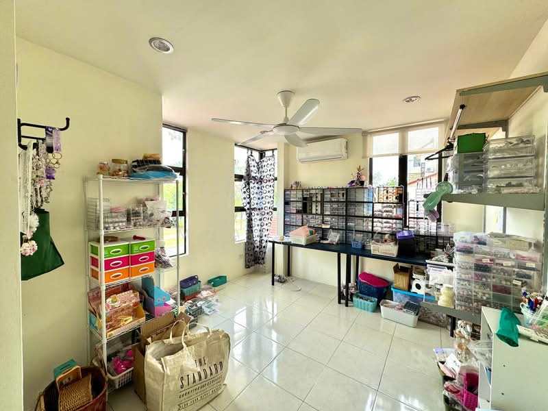 2.5-storey Terraced House for Sale in Bandar Nusaputra (Puchong) - Amzar Faiz - PropertyGuru.com.my