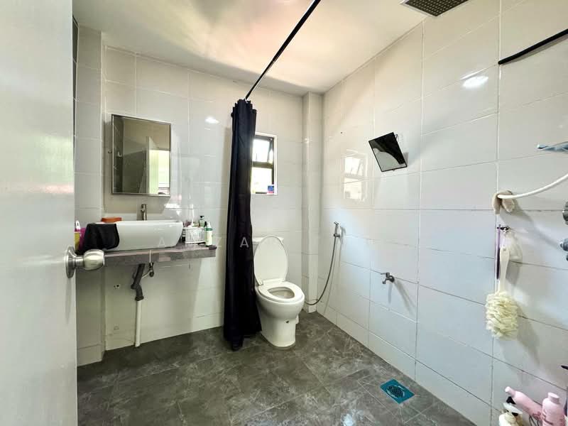 2.5-storey Terraced House for Sale in Bandar Nusaputra (Puchong) - Amzar Faiz - PropertyGuru.com.my