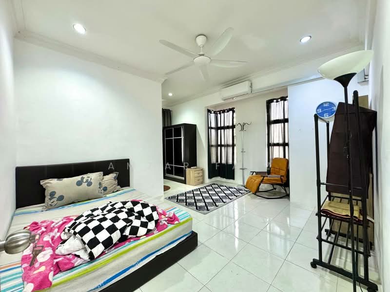 2.5-storey Terraced House for Sale in Bandar Nusaputra (Puchong) - Amzar Faiz - PropertyGuru.com.my