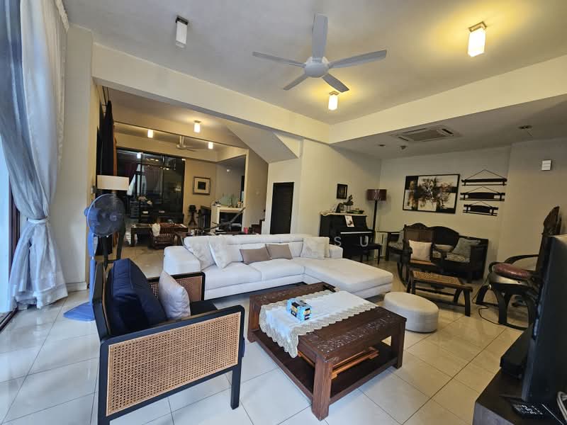 2-storey Terraced House for Sale in Bukit Jelutong (Shah Alam) - Winny Su - Living Room - PropertyGuru.com.my