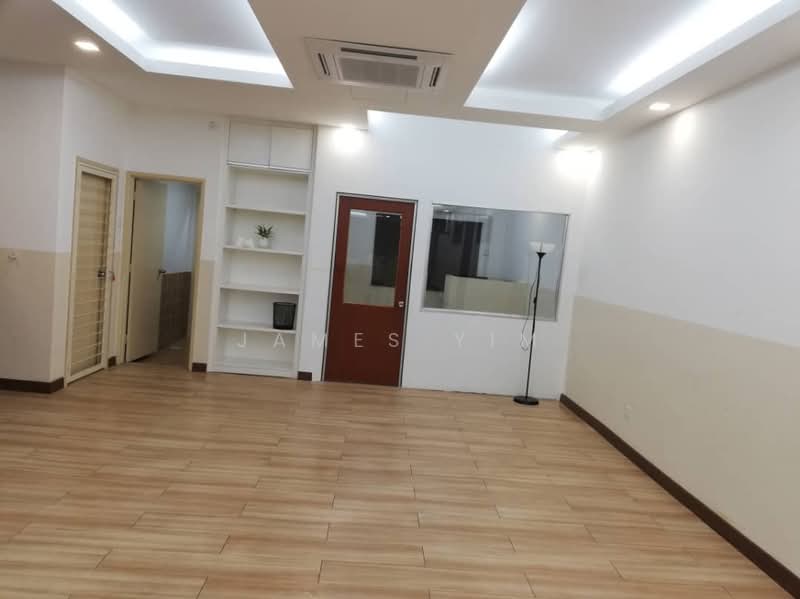Shop / Office for Sale in Taman Putra Damai (Ara Damansara) - James Yim - hall - PropertyGuru.com.my