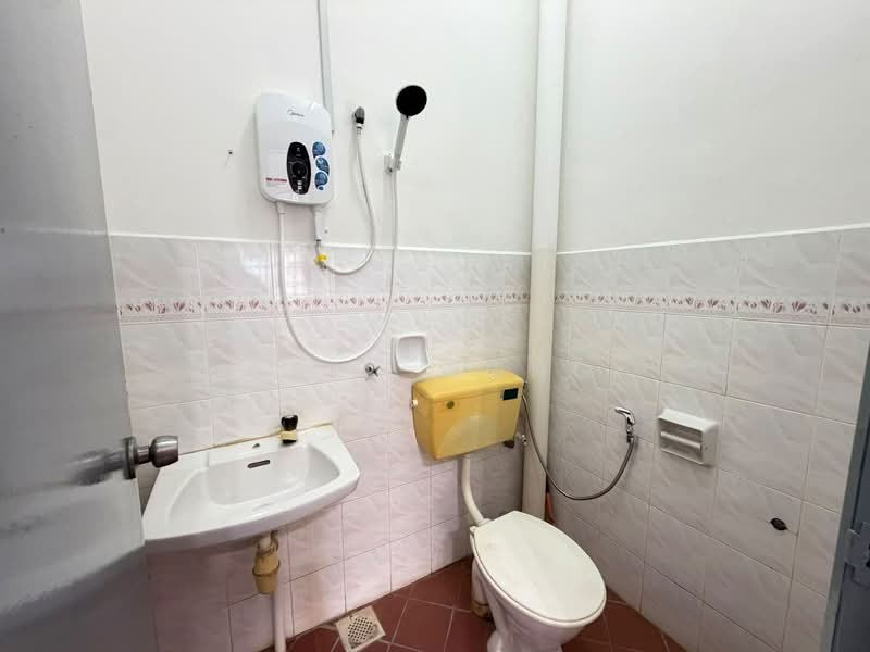 Rumah Teres 1-Tingkat untuk Disewa di Taman Flora Heights (Pasir Gudang) - Eric Wong - PropertyGuru.com.my