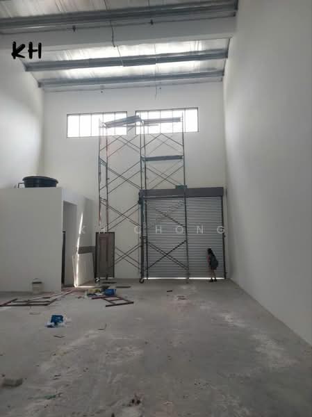 Terrace Factory for Rent in Kampung Teluk Panglima Garang (Telok Panglima Garang) - KH Chong - Interior - PropertyGuru.com.my