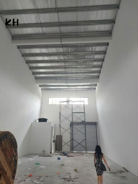 Terrace Factory for Rent in Kampung Teluk Panglima Garang (Telok Panglima Garang) - KH Chong - Interior - PropertyGuru.com.my