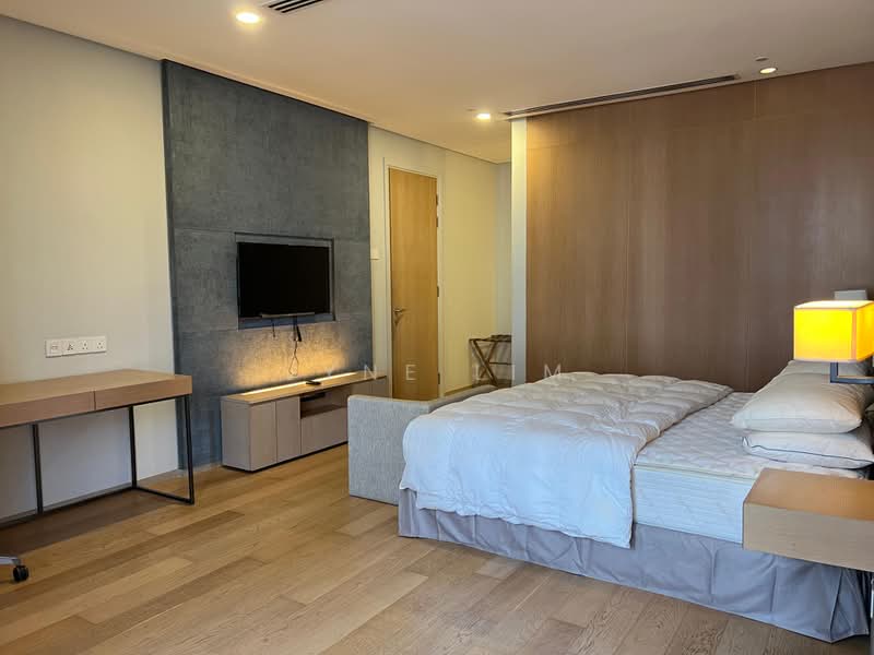 Servis Apartment untuk Disewa di Fraser Residence (188 Suites) - Jyne Lim - Bedroom - PropertyGuru.com.my