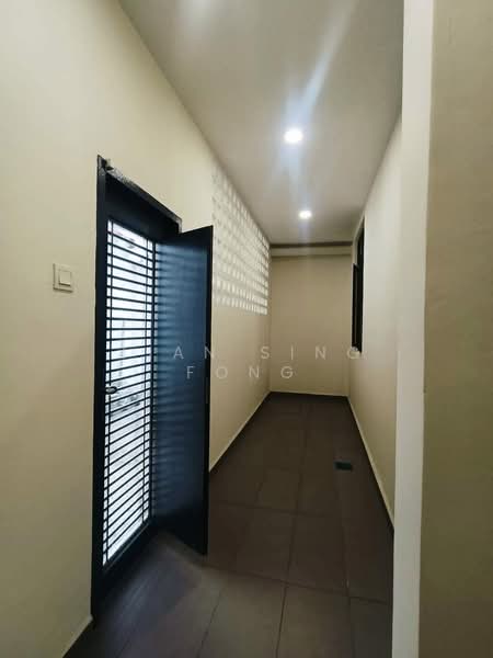 Semi-Detached House for Sale in Bandar Metro Puchong (Puchong) - Tian Sing Fong - Corridor - PropertyGuru.com.my