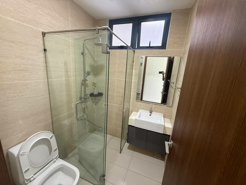 Servis Apartment untuk Disewa di Crescent Bay Suites (Teluk Bayu) - Eric Wong - PropertyGuru.com.my