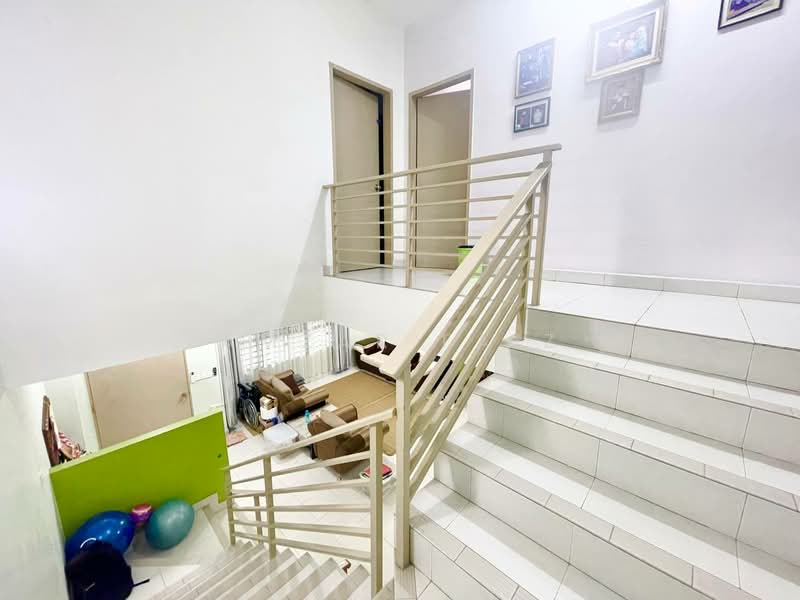 2-storey Terraced House for Sale in Taman Mawar (Sepang) - Amzar Faiz - PropertyGuru.com.my
