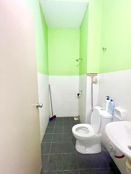 2-storey Terraced House for Sale in Taman Mawar (Sepang) - Amzar Faiz - PropertyGuru.com.my
