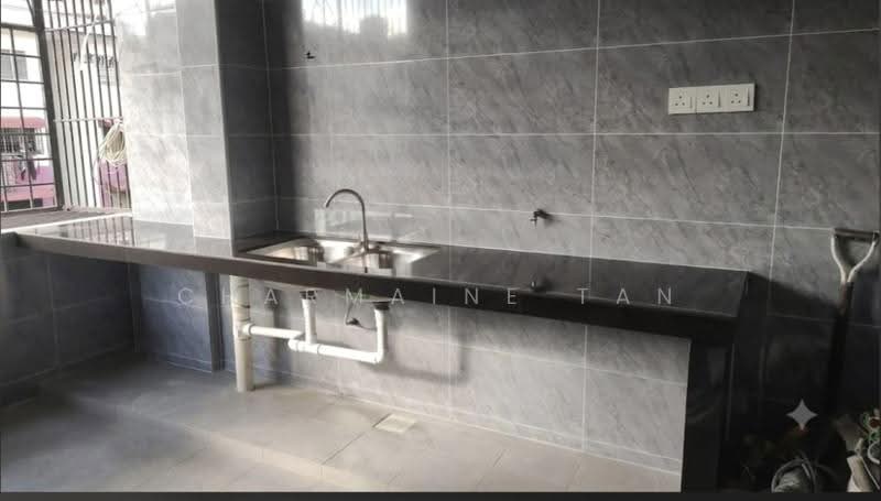 Rumah Flat untuk Dijual di Merpati - Charmaine Tan - Kitchen - PropertyGuru.com.my