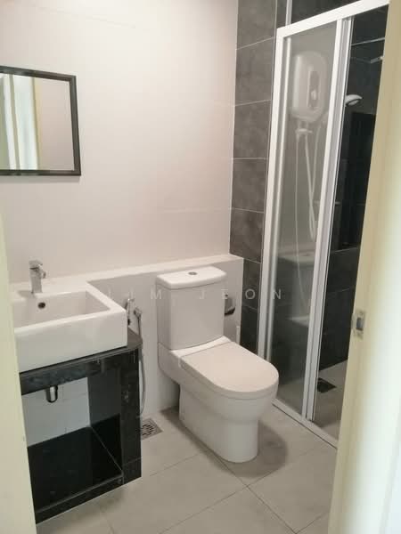 Service Residence for Rent at Impiria Residensi Bukit Tinggi Klang - Lim Jeon - Bathroom - PropertyGuru.com.my