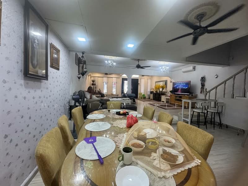 2-storey Terraced House for Sale in Batu Caves (Selangor) - Masnizah Arifin - Living Room - PropertyGuru.com.my