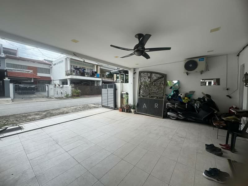 2-storey Terraced House for Sale in Batu Caves (Selangor) - Masnizah Arifin - Exterior - PropertyGuru.com.my