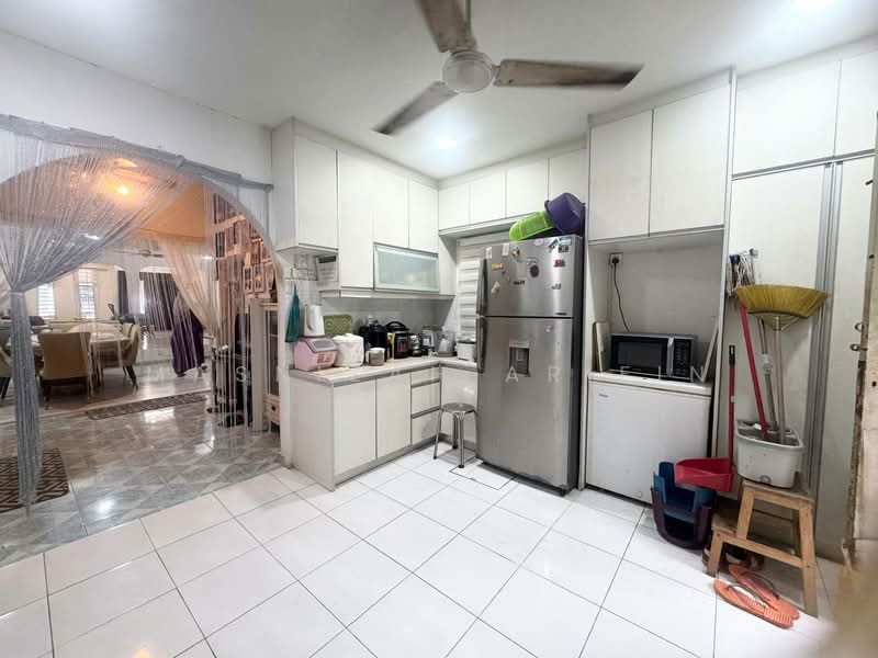 2-storey Terraced House for Sale in Batu Caves (Selangor) - Masnizah Arifin - Kitchen - PropertyGuru.com.my