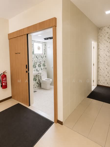 Kedai / Pejabat untuk Disewa di Falim (Menglembu) - Mandy Phang - Bathroom - PropertyGuru.com.my