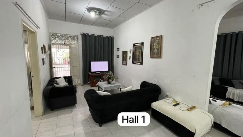 Terraced House for Sale in Taman Daya (Johor Bahru) - Benjamin Ong - Living Room - PropertyGuru.com.my