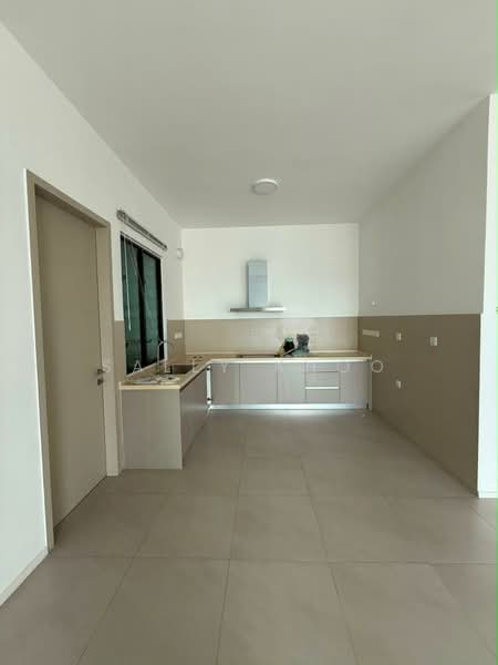 Kondominium untuk Disewa di Mira Residence - Sally Khoo - Kitchen - PropertyGuru.com.my