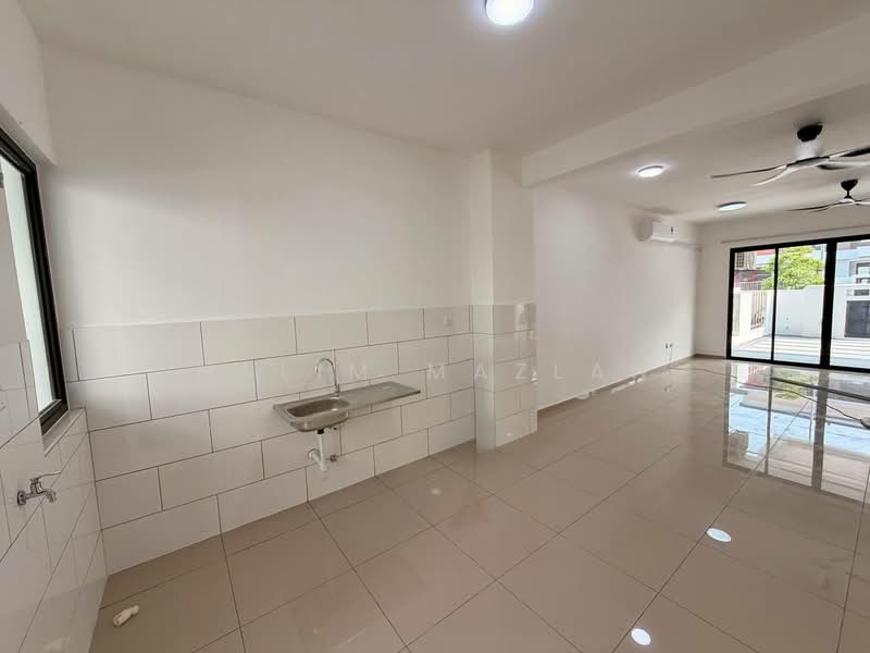 2-storey Terraced House for Rent in Hulu Langat (Selangor) - Halim Mazlan - Kitchen - PropertyGuru.com.my