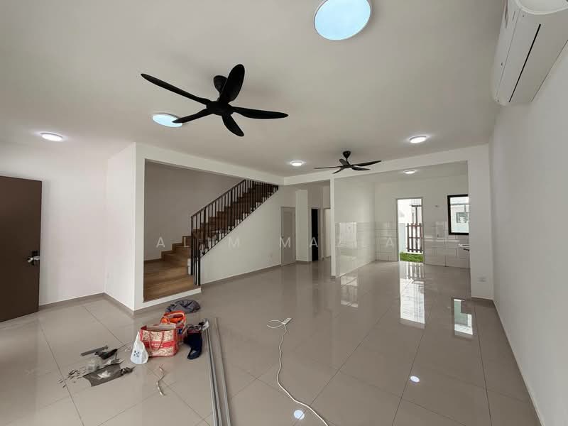 2-storey Terraced House for Rent in Hulu Langat (Selangor) - Halim Mazlan - Living Room - PropertyGuru.com.my